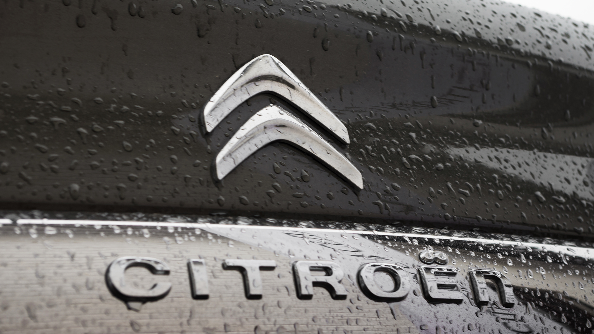 Занимательное чтиво: тест –драйв обновленного Citroen C4 sedan