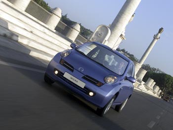 Nissan Micra / 3