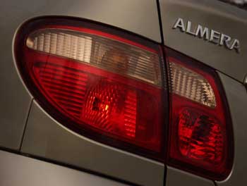 Nissan Almera 1.5 Comfort / 6