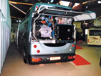 Силовая установка автобуса будущего расположена в заднем свесе