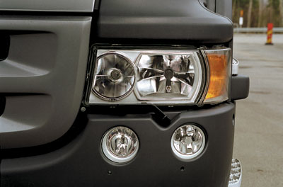 Новая светотехника с ксеноновыми фарами взаимозаменяема со старой, но устанавливается за дополнительную плату