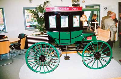 Макет Landauer 1895 года – копия первого автобуса Карла Бенца