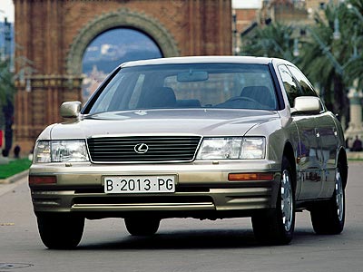 Lexus LS400