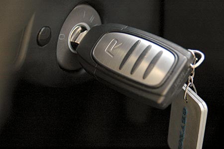 Volvo S60R c комплектом тюнинга от "Обухов Инжиниринг"