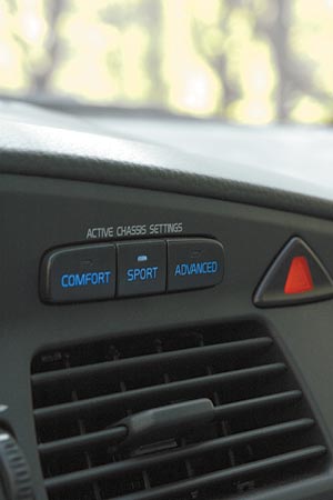 Volvo S60R c комплектом тюнинга от "Обухов Инжиниринг"