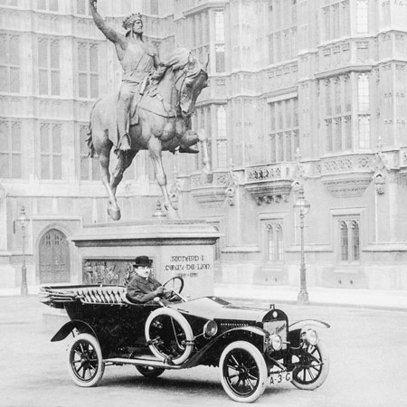 Лондон, 1911 Laurin & Klement Type S и Франтизек Томан, глава отделения Laurin & Klement в Лондоне