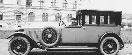 Этот автомобиль был доставлен Шкодой к Эугену Шнайдеру, важному  акционеру группы, в Париже в июле 1926