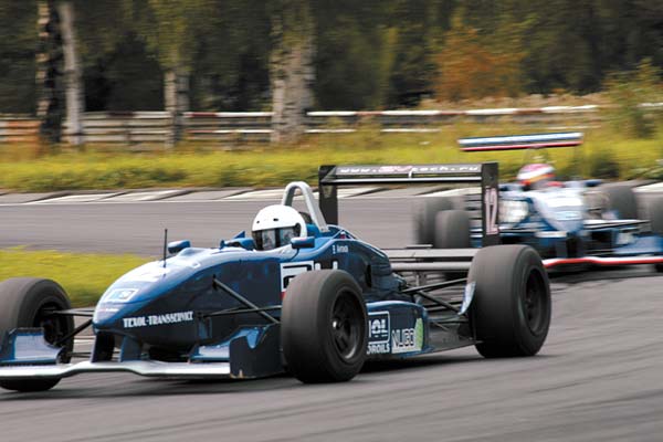 Обе гонки, а вместе с ними и этап, выиграл Виктор Антонов