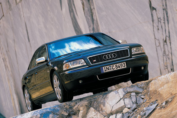 Audi S8 (1996)