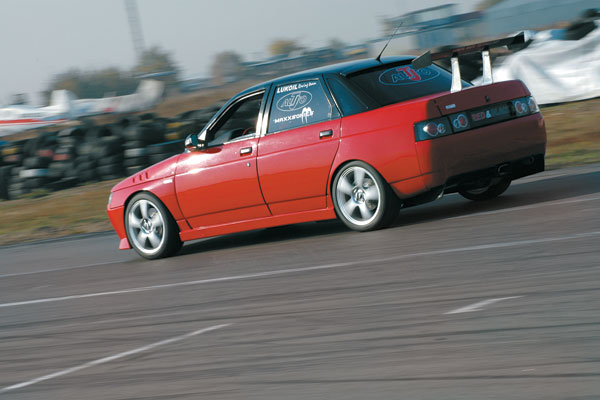 В руках змеелова