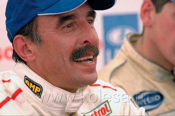 Михаил Ухов - построил немало гоночных моторов и автомобилей. На новой E46 он проехал один сезон. В следующем году руководитель чемпионской команды поведет в бой заводскую 