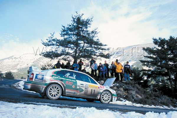 Octavia WRC дебютировала в чемпионате мира по ралли в 1998 году, ознаменовав возвращение марки в большой спорт