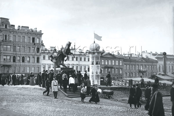 Так выглядел Аничков мост в 1890-м году