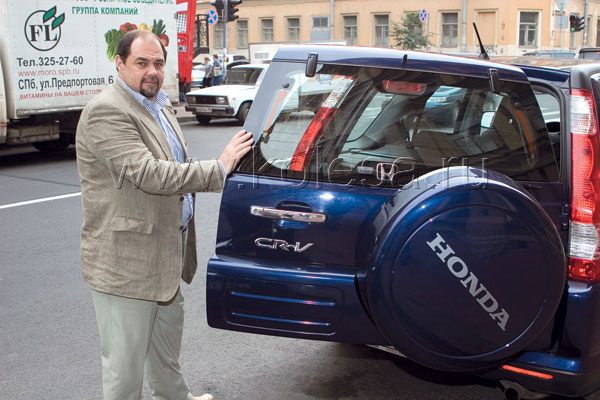 Вячеслав Иванов, генеральный директор холдинга "Великие люди" (бутики "Elena Miro", "Великие люди", "Львиная доля")