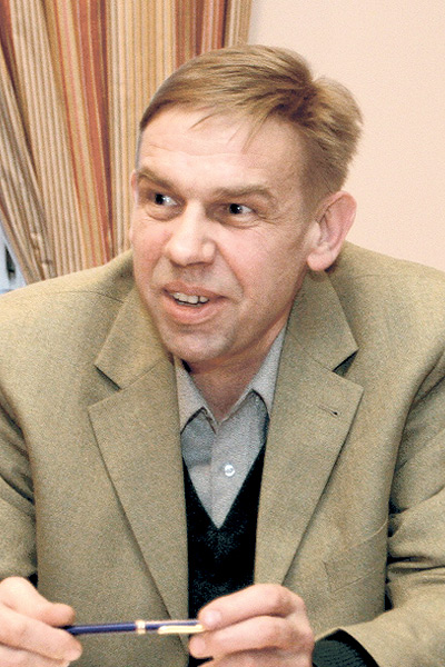 Георгий Вихров