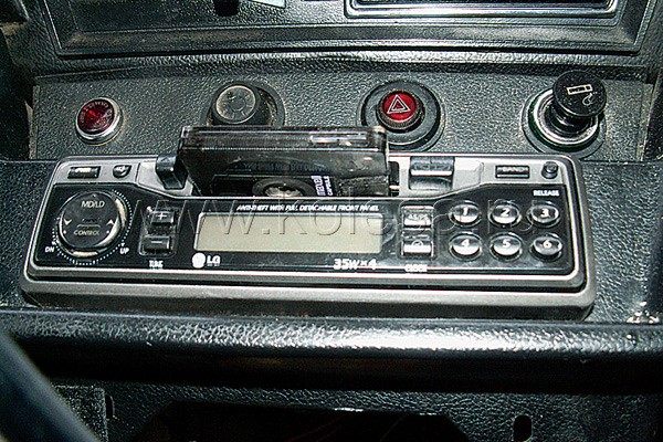 В 1959 г. Motorola выпустила в продажу 
первую кассетную автомагнитолу. И началось!
