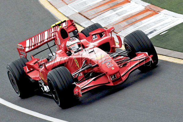 Новый сезон всемирно известных автогонок 
«Формула-1» стартовал 17-18 марта