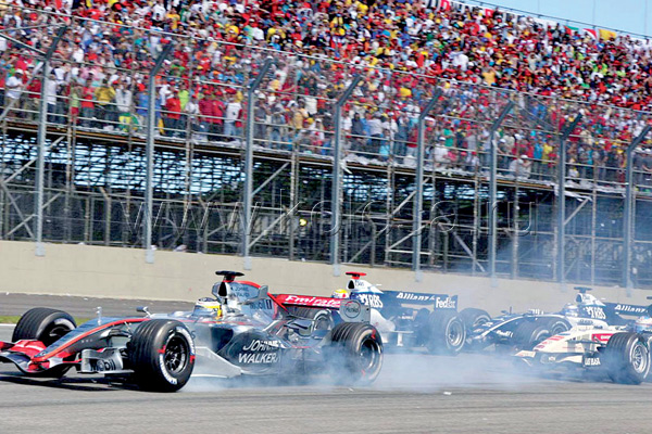 В сезоне 2007 г. в программе «Обратный 
отсчет» зрители увидят хронику и телесюжеты, 
посвященные трассе текущего этапа «Гран-при»