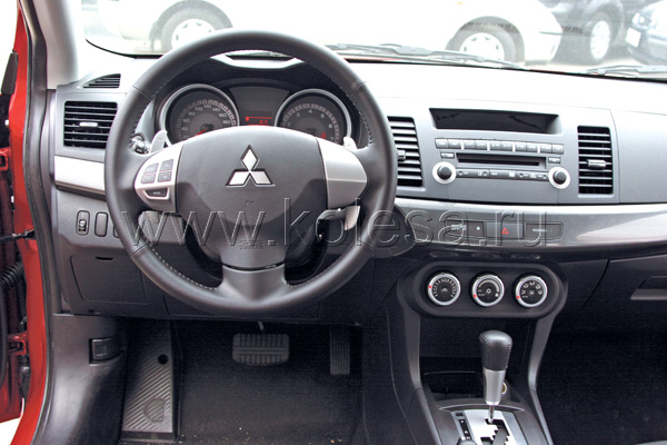 Lancer x интерьер