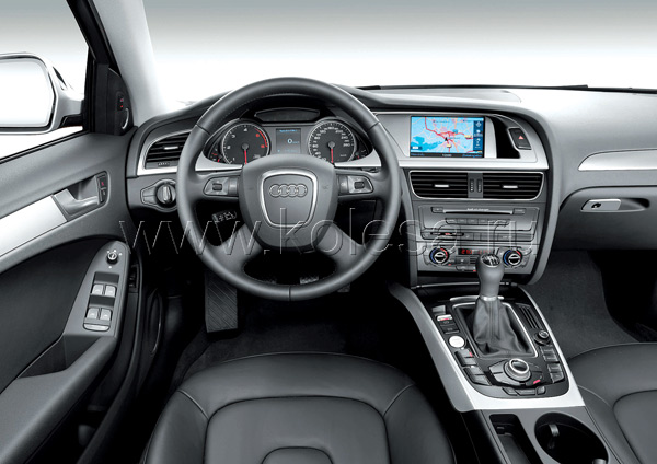 Салон Audi A4 нового поколения
напоминает несколько уменьшенный
в размерах интерьер «старшей»
модели – А8