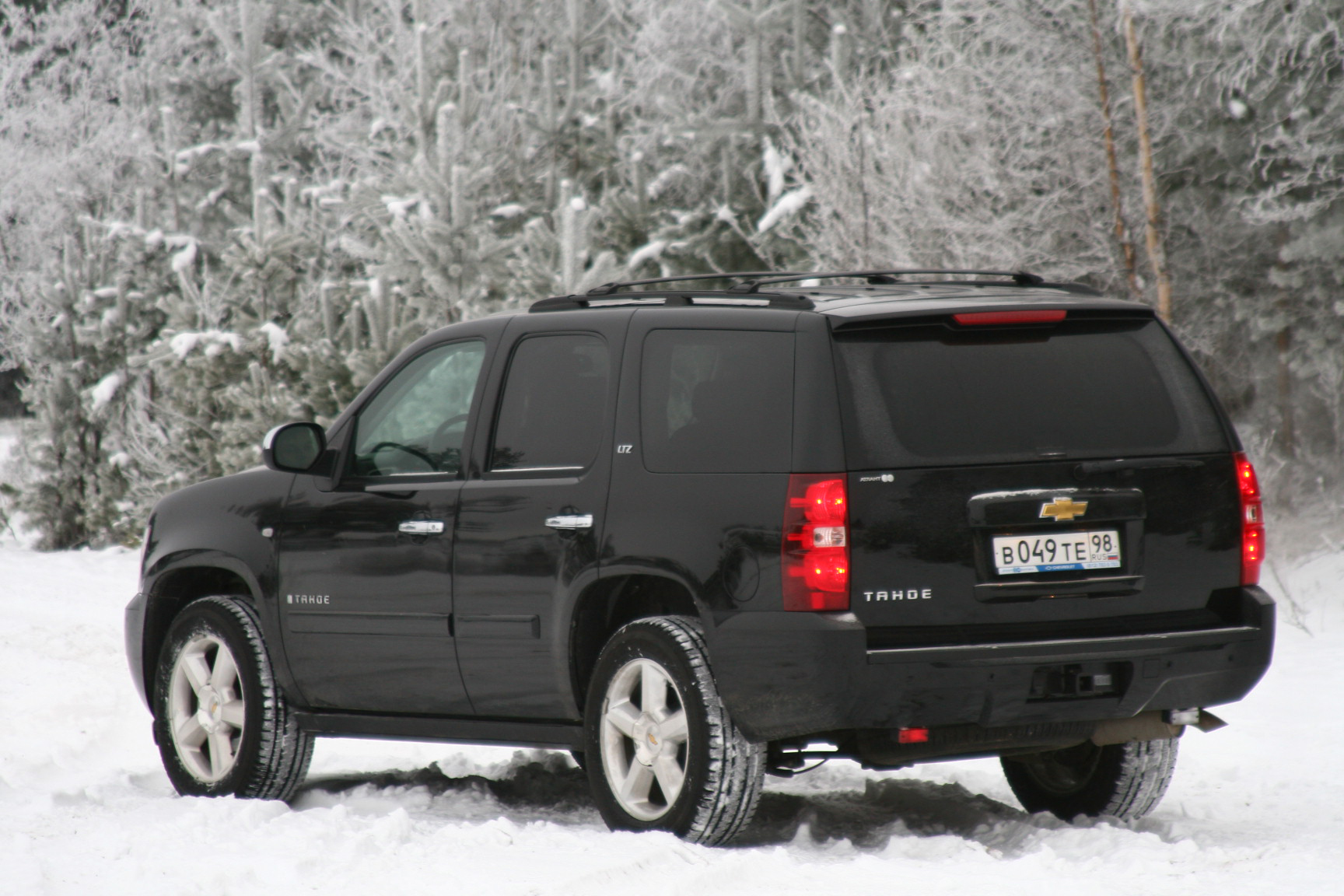 Chevrolet Tahoe и Hummer H3