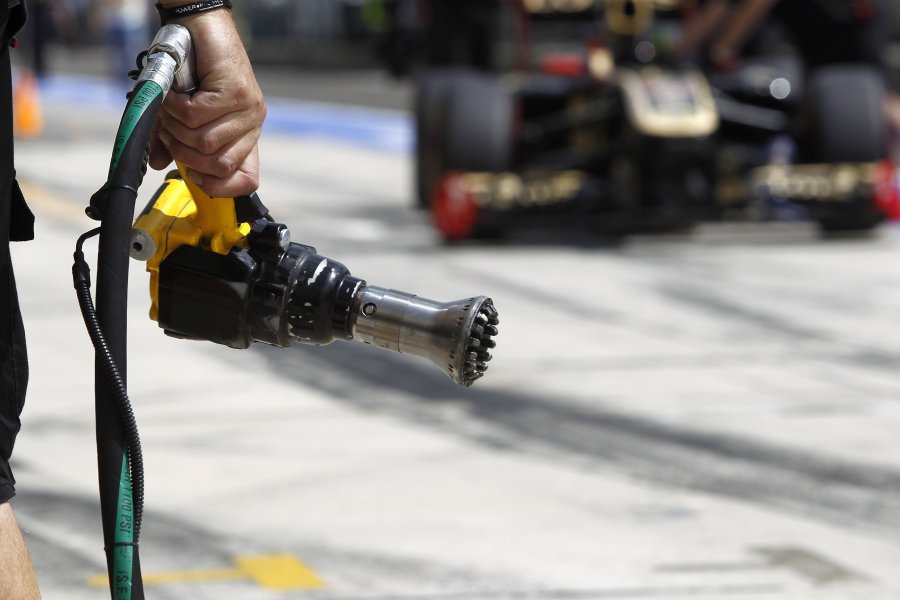 Виталий Петров (Lotus Renault)