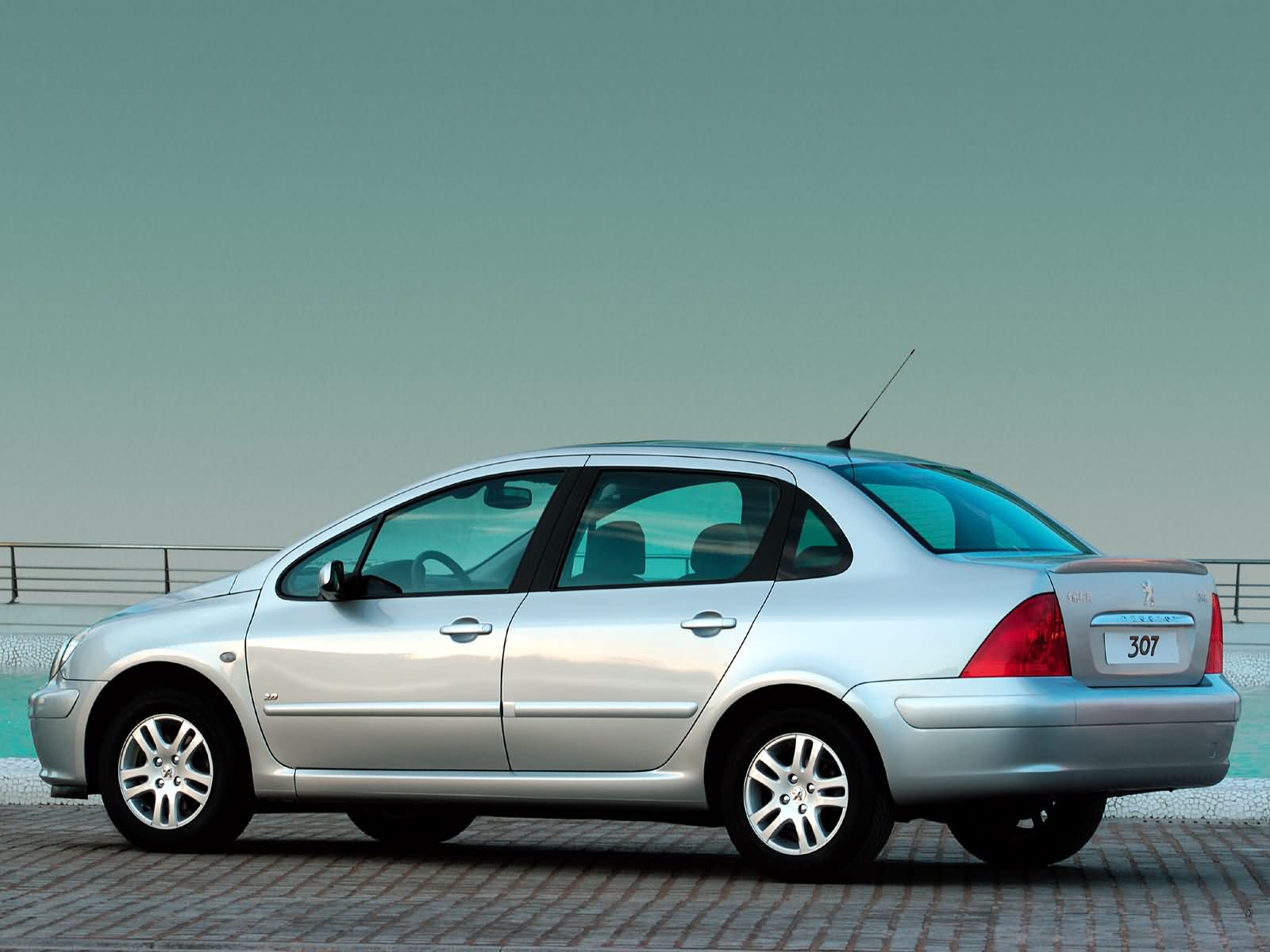 Peugeot 307 Sedan