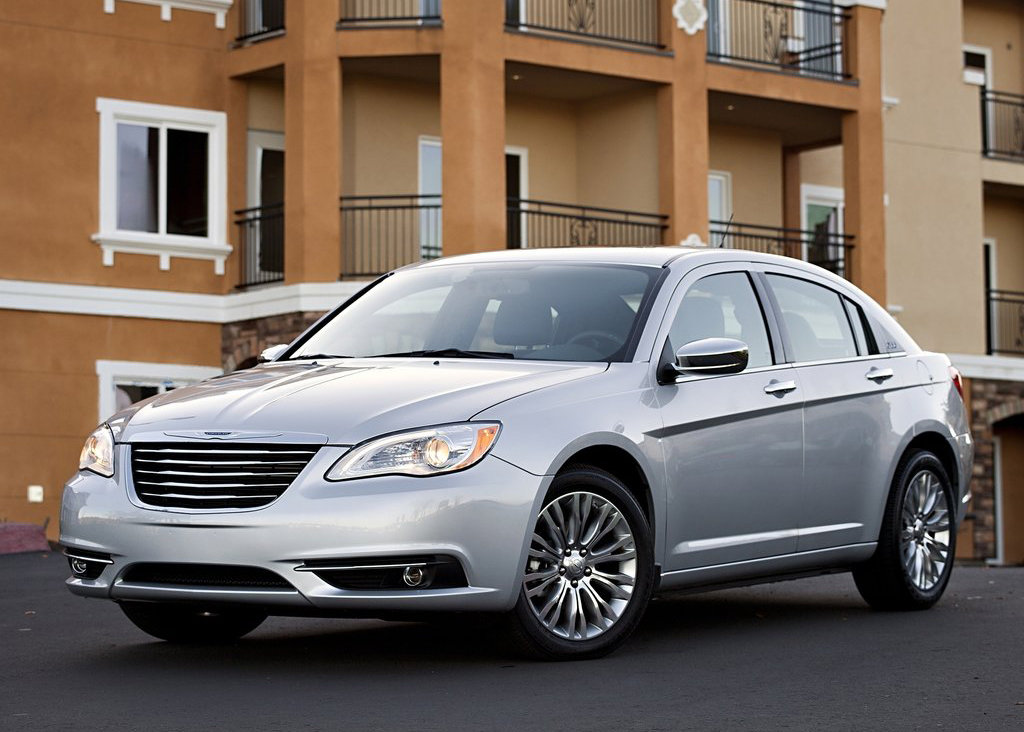 Chrysler 200