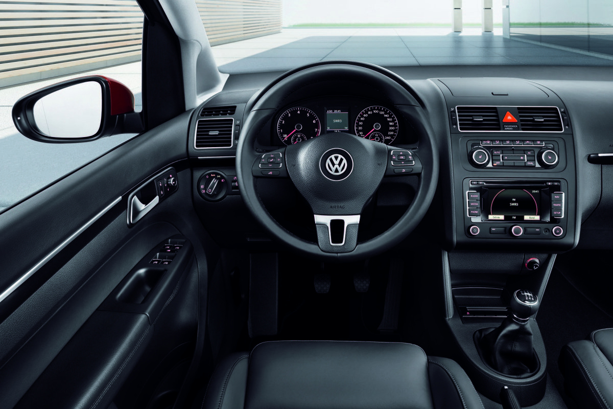 Интерьер Volkswagen Touran