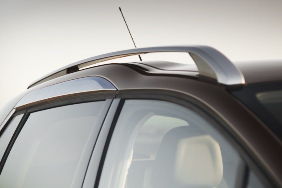 Peugeot 2008: линия крыши