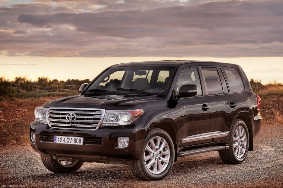 Toyota Land Cruiser 2013