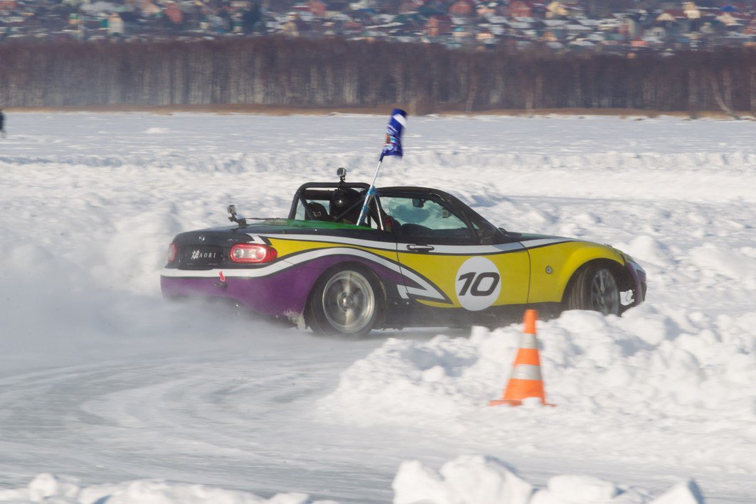 Mazda Ice Race 2013