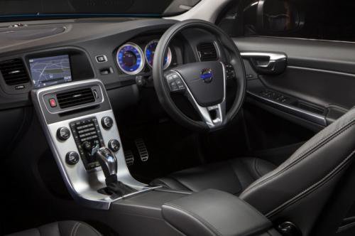 Интерьер Volvo S60 Polestar