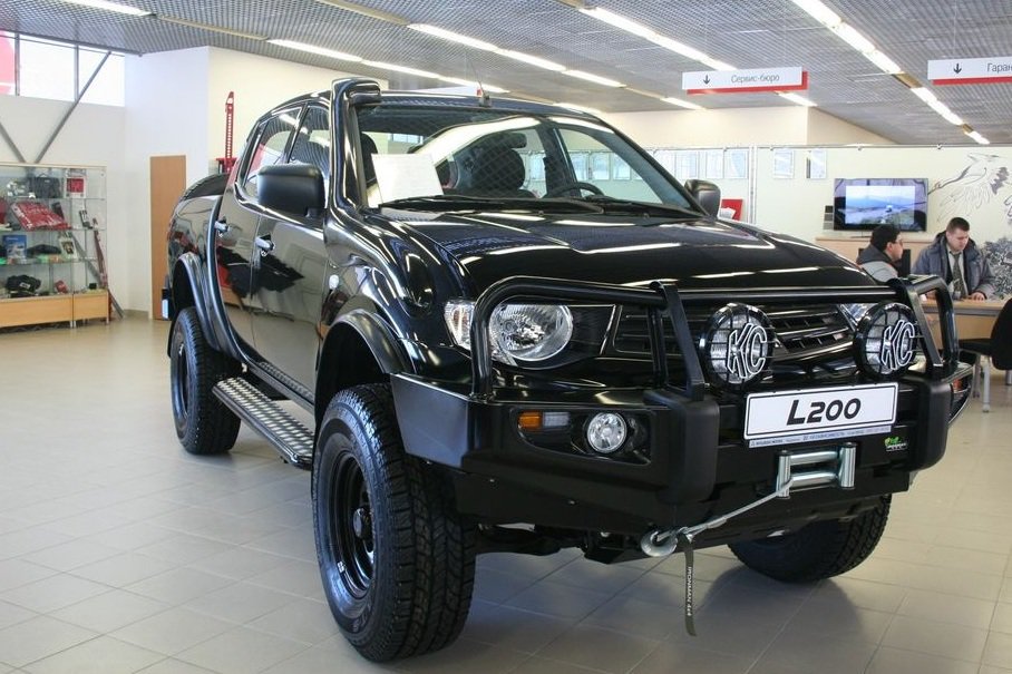 Mitsubishi L200