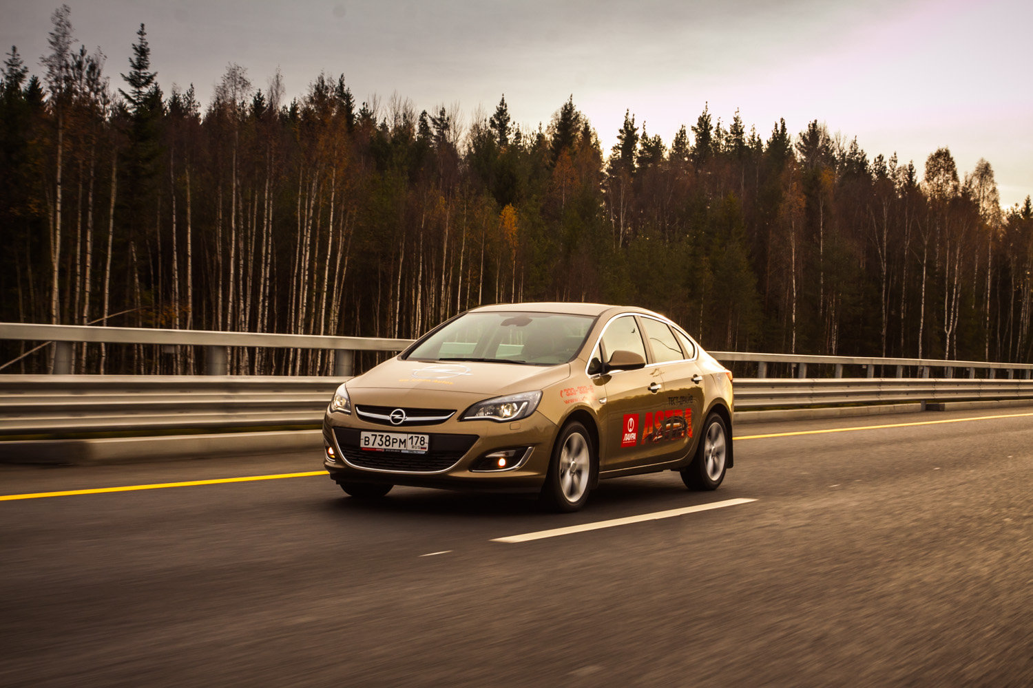 Opel Astra Sedan