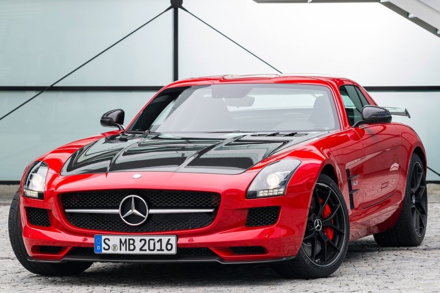 Mercedes-Benz SLS AMG Coupe GT Final Edition