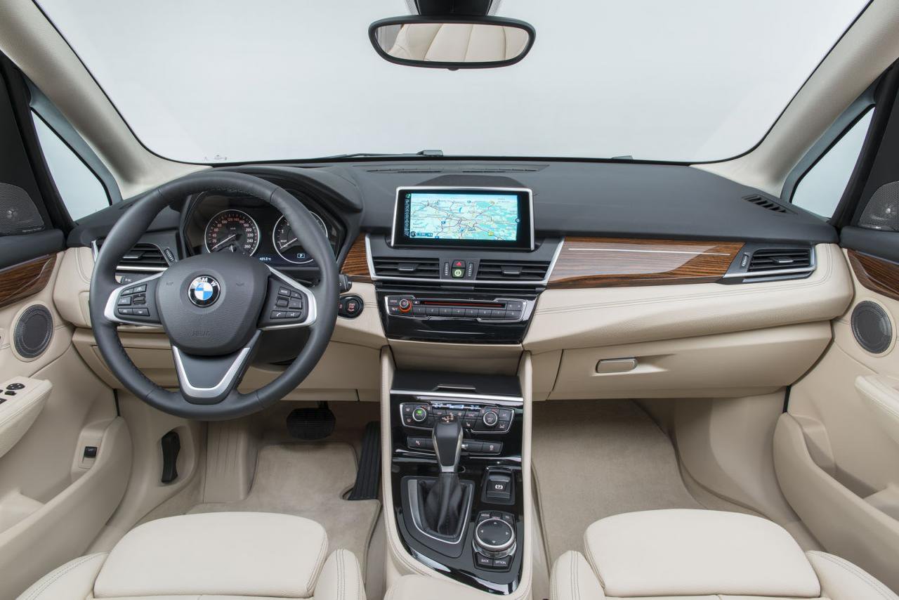 BMW 2-й серии Active Tourer 