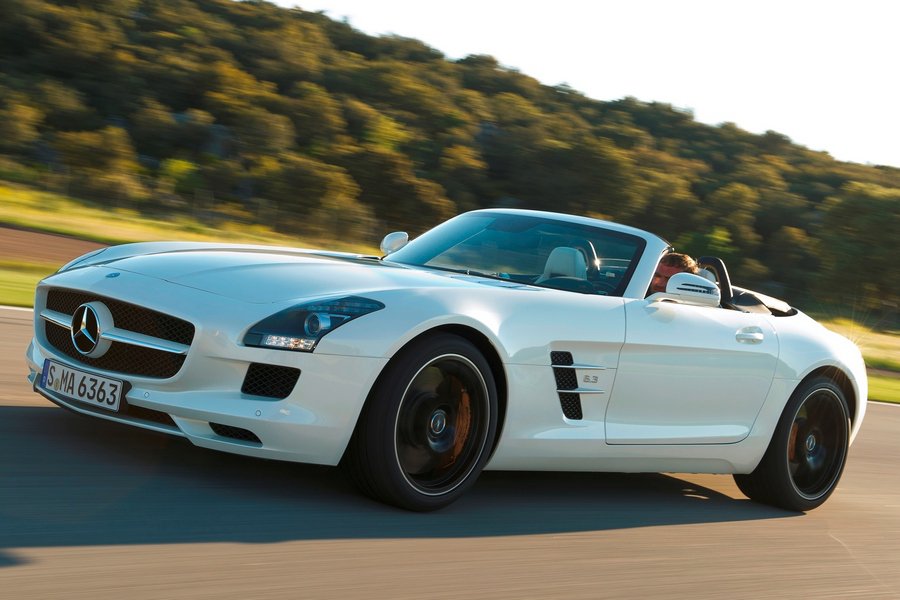 Mercedes-Benz SLS