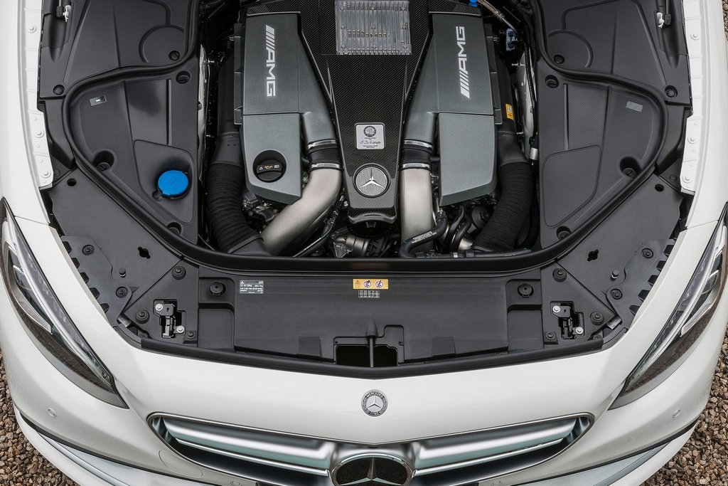 Mercedes-Benz S63 AMG Coupe: двигатель