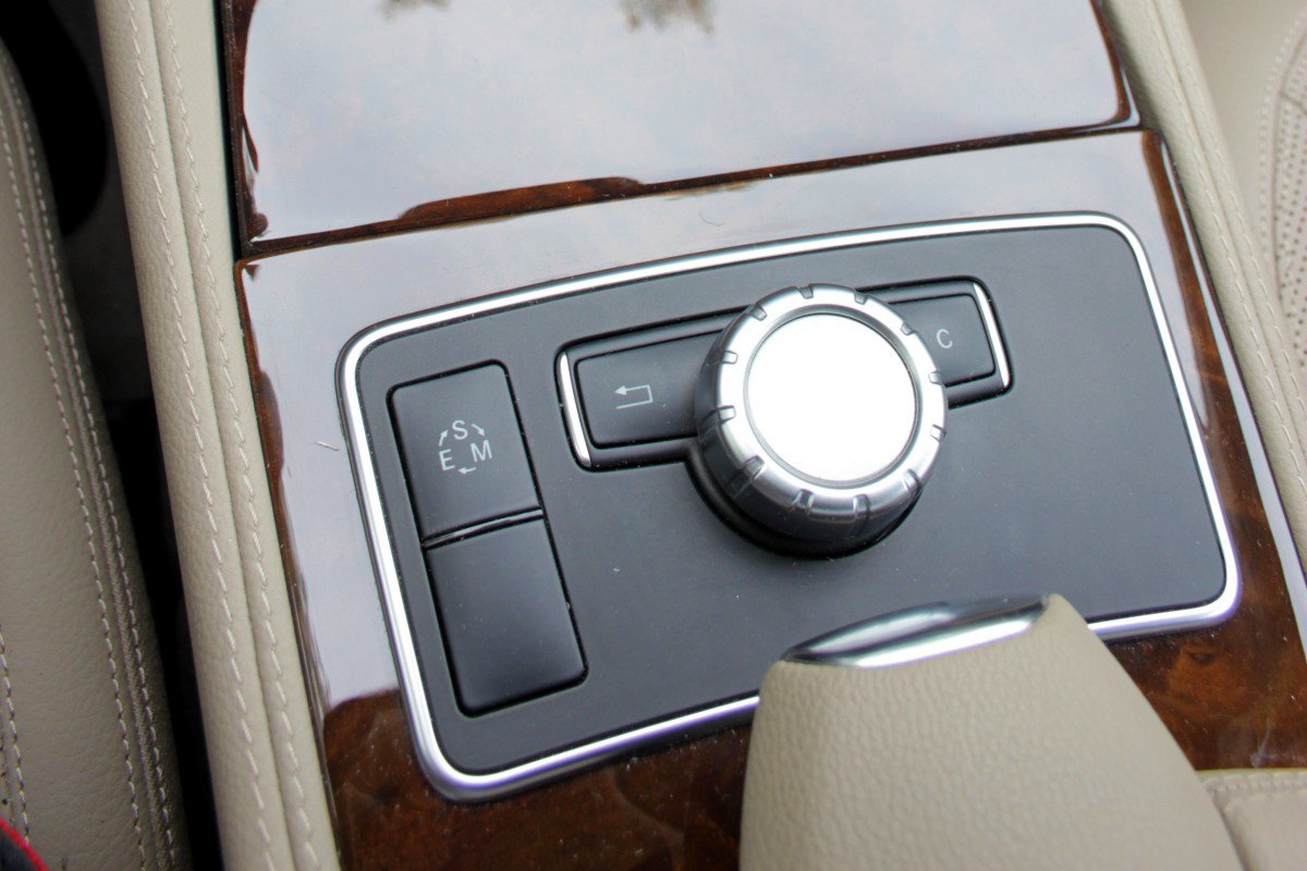 Интерьер Mercedes-Benz CLS350 Shooting Brake