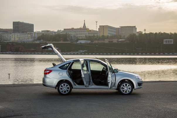Lada Granta лифтбэк