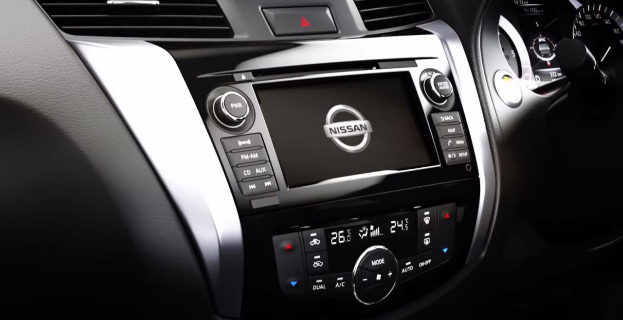 Nissan Navara 2015 модельного года