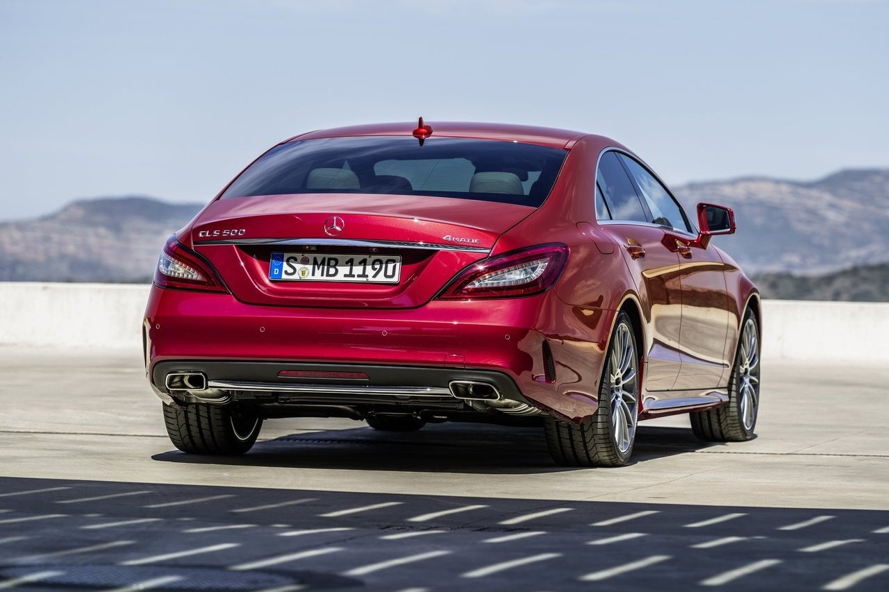 Mercedes-Benz-CLS-Class_2015.jpg