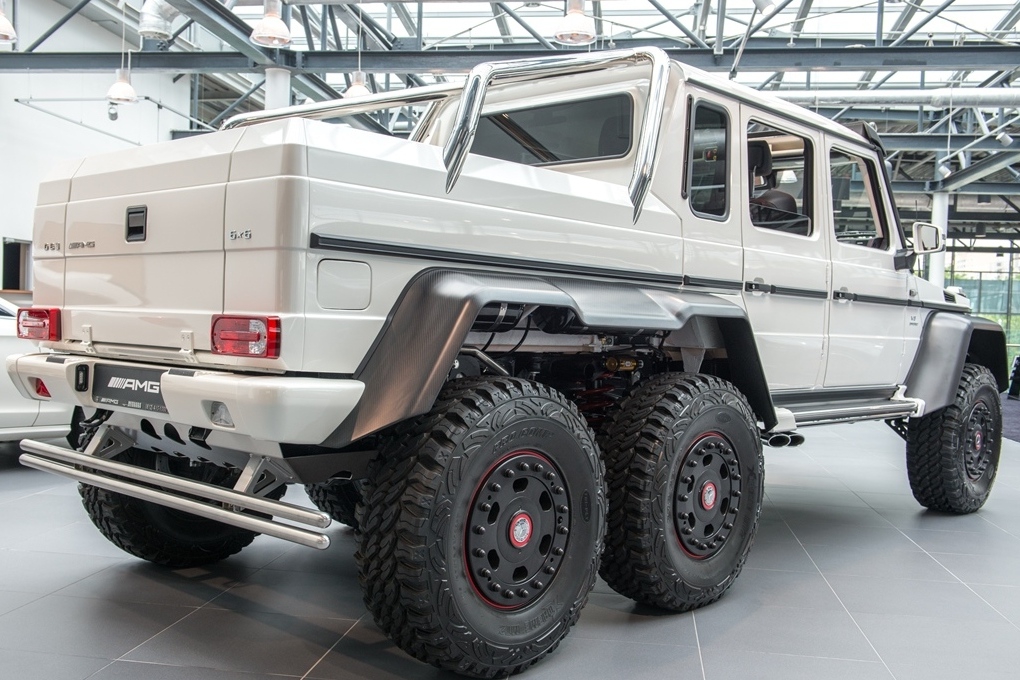 Mercedes-Benz G 63 AMG 6x6_2.jpg