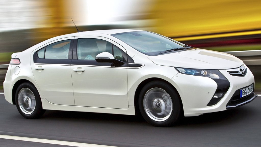 Opel-Ampera_2012_1024x768_wallpaper_06.jpg