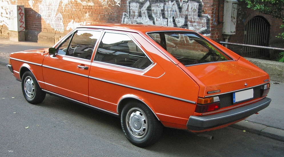 Vw_passat_b1_fastback.jpg