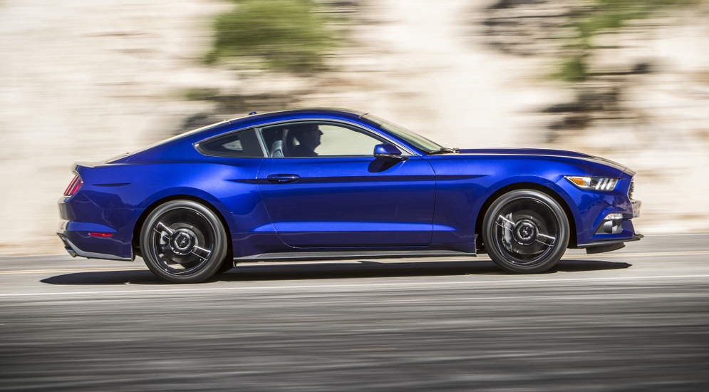 ford_mustang_ecoboost_coupe_16.jpeg