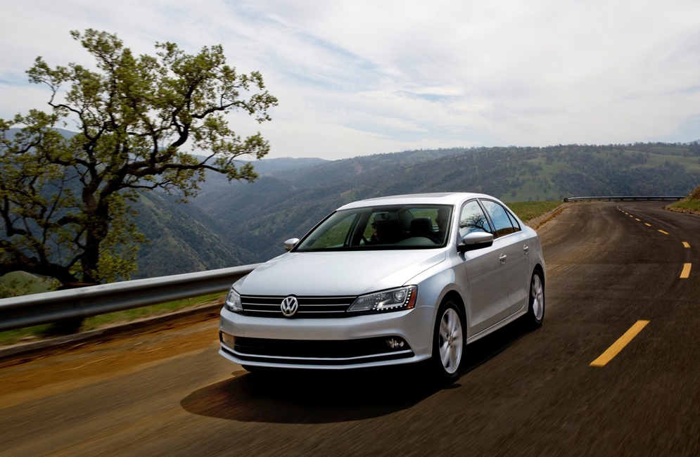 Volkswagen-Jetta_2015_1280x960_wallpaper_0a.jpg