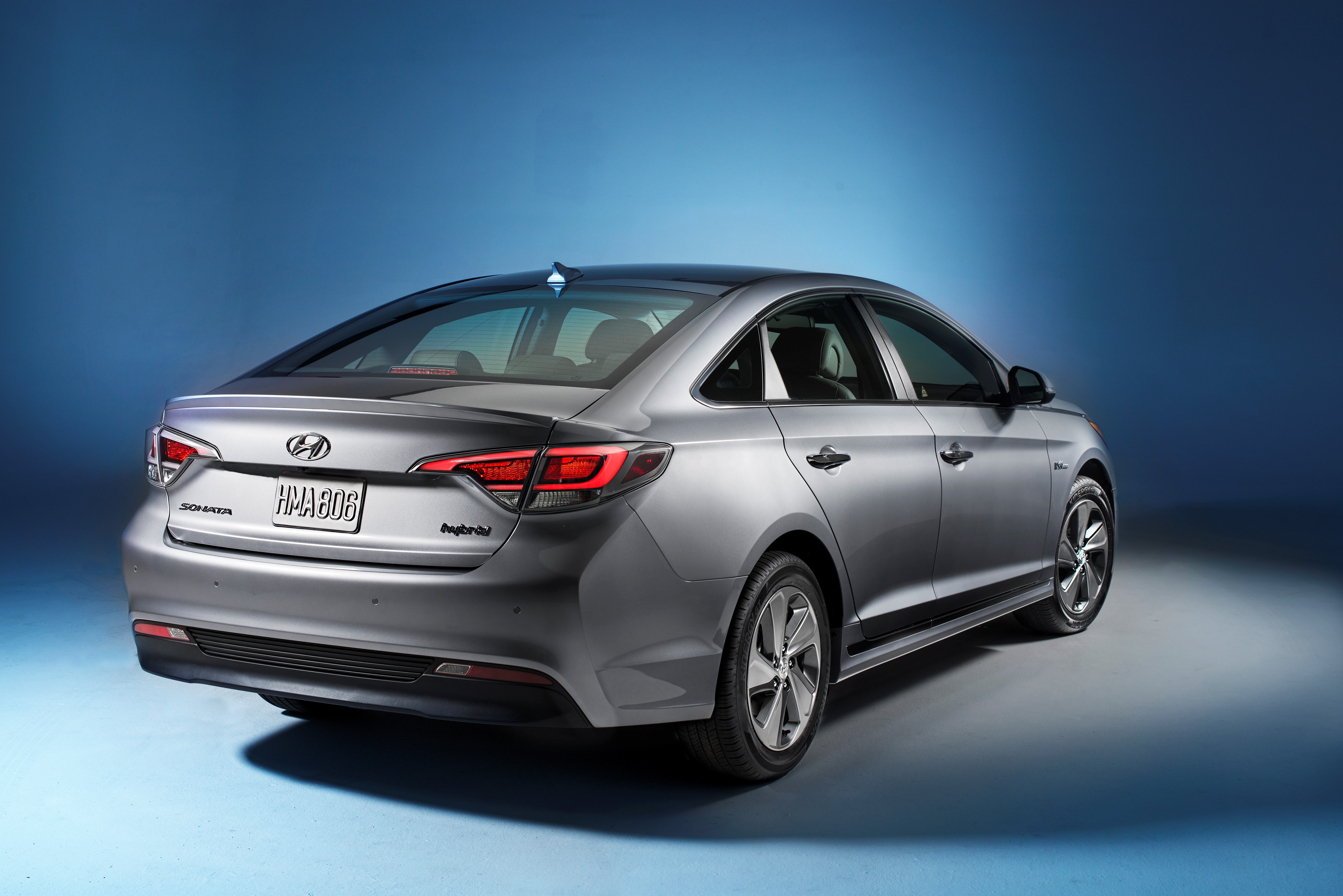 Hybrid 2016. Hyundai Sonata 2016. Hyundai Sonata Hybrid 2016. Хендай Соната гибрид 2015. Соната Hyundai 2016.