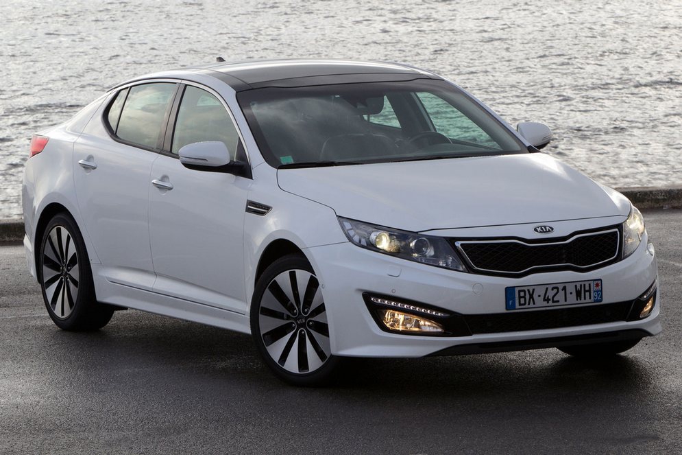 2012_kia_optima_01.jpg